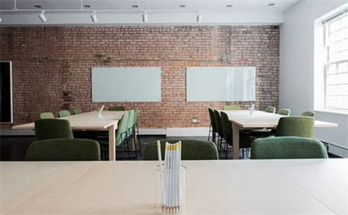 今日万年历2031年09月04日迁居吉日,搬家好日子查询