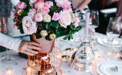 1984属鼠女牛年运势(1984属鼠女牛年运势如何)