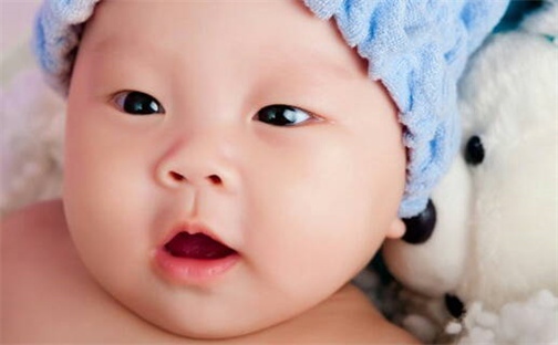 杨姓女生阳光活泼名字精选417个，好听有寓意