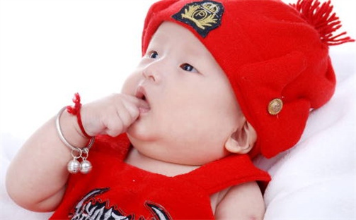 马姓2026年05月09日出生男宝宝的五行取名详解