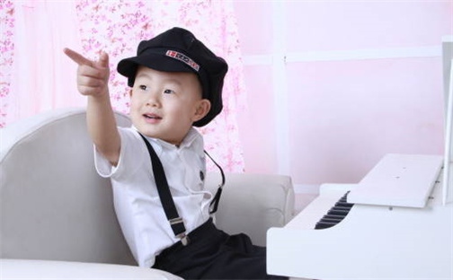 "456个文雅内涵的男孩名字推荐：孙姓男孩的优雅选择"