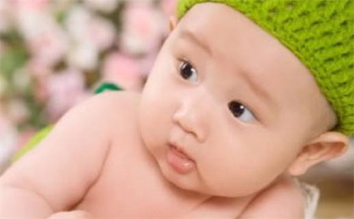 周姓女孩子取名