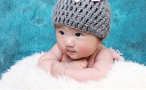 何姓宝宝起名禁忌与技巧：2026年07月27日出生男孩子最佳名字